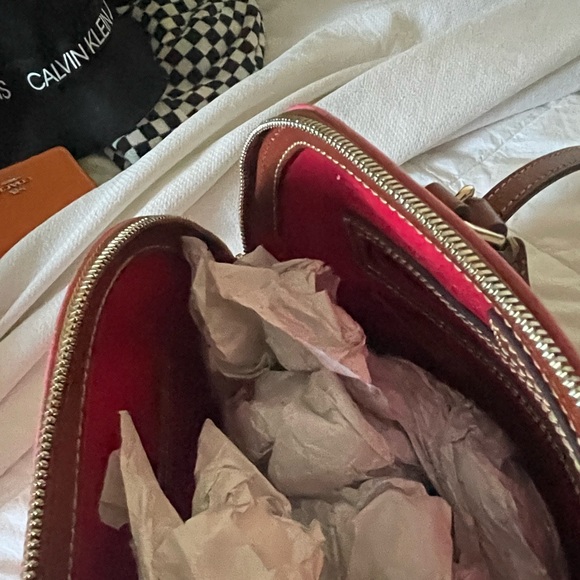 Dooney & Bourke - Picture 7 of 15